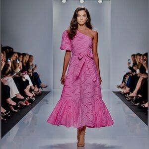 Gibson Latimer Vibrant Pink One-Shoulder Dress 100%Cotton